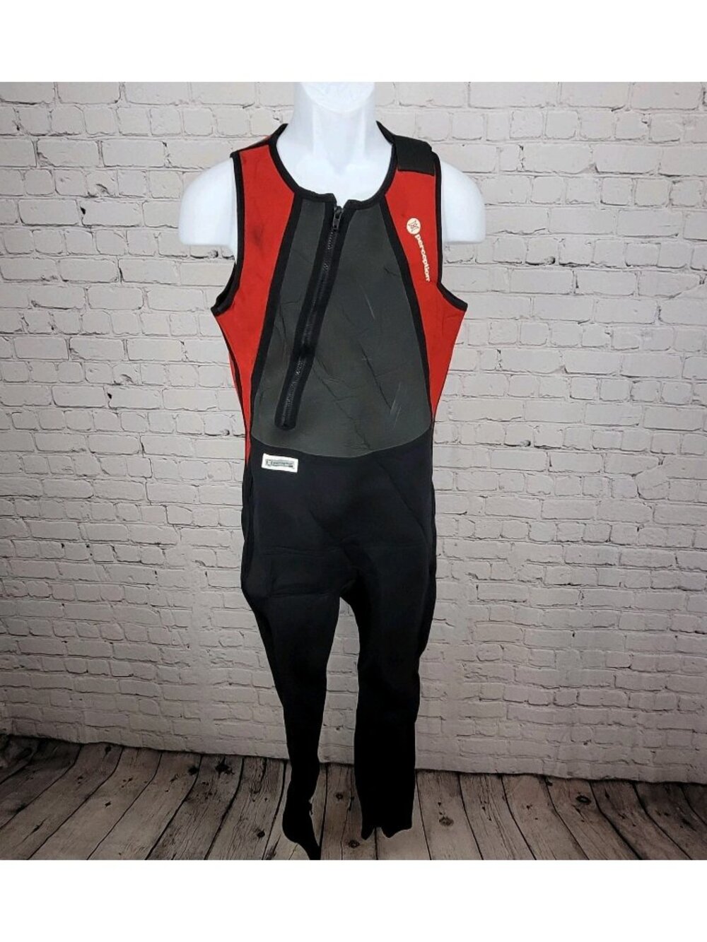 VTG Perceptions Black Red Sleeveless Full Length Front Zip Wetsuit ML